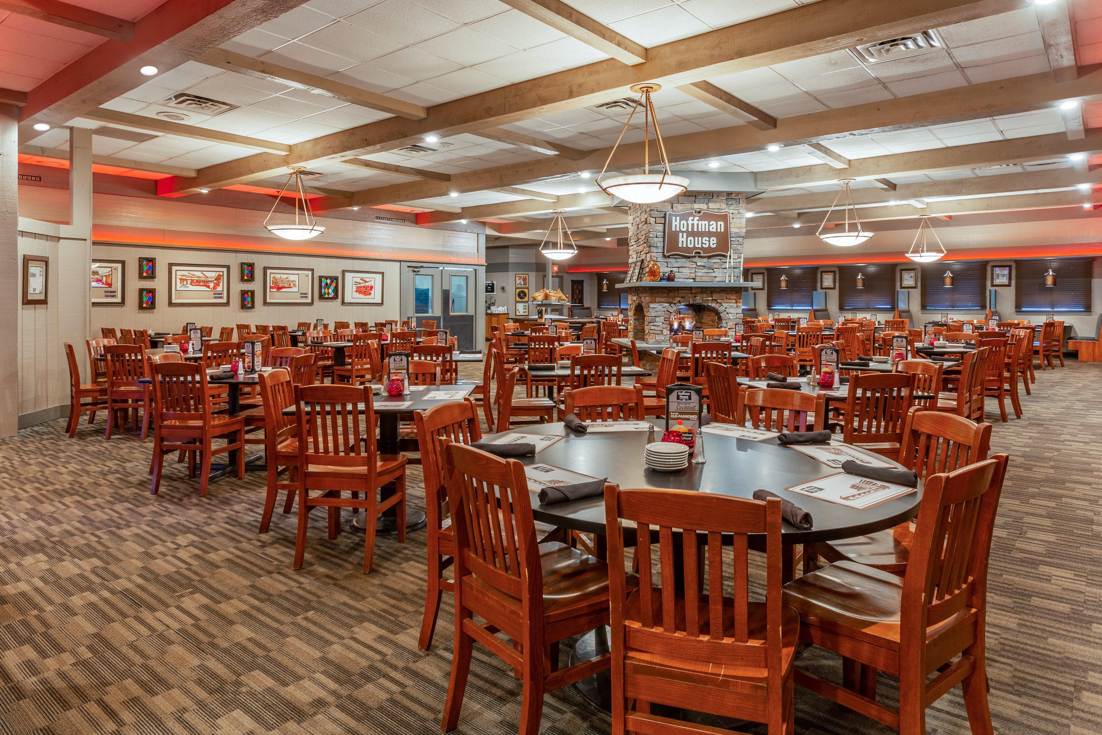 Holiday Inn Rockford By Ihg Ngoại thất bức ảnh