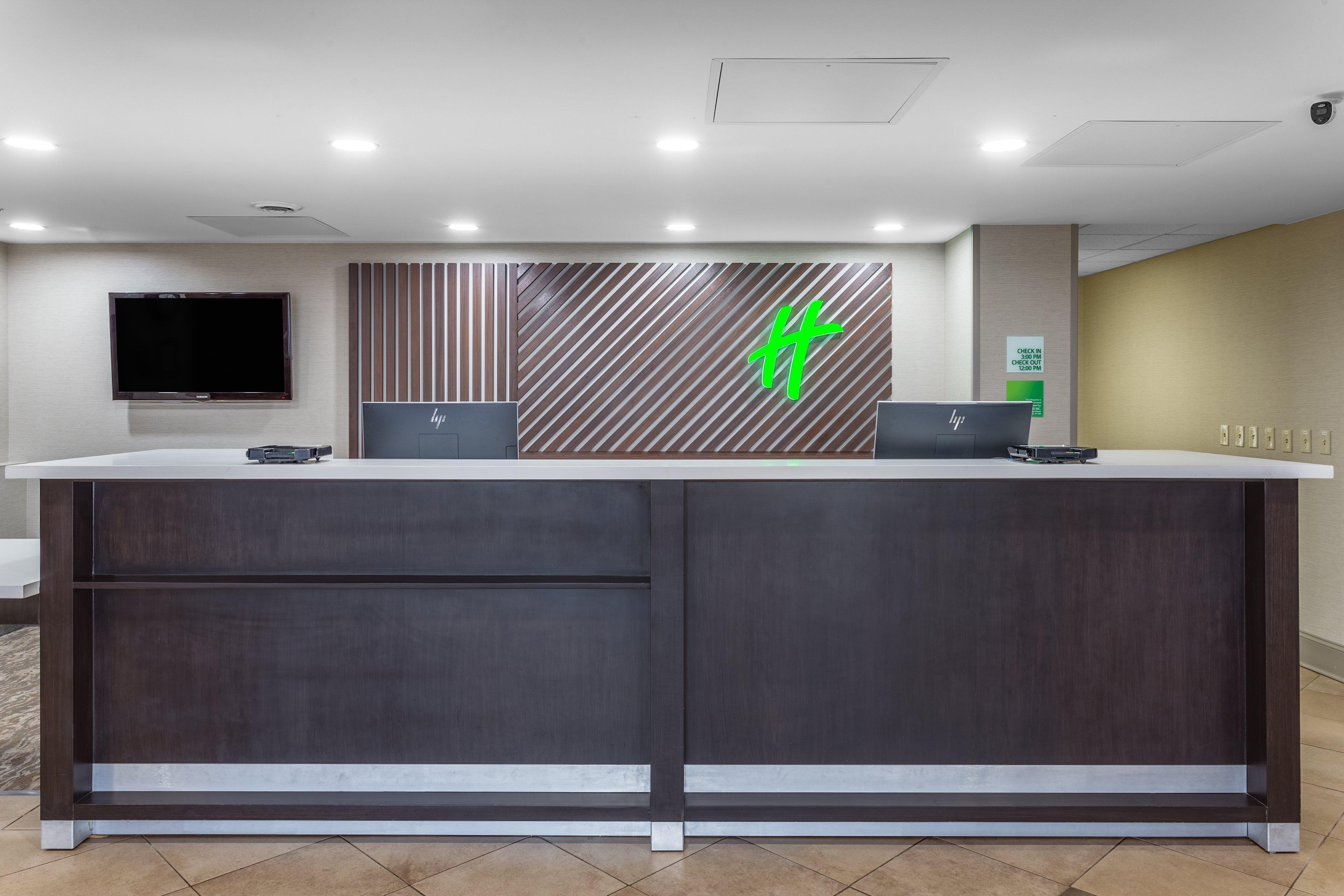 Holiday Inn Rockford By Ihg Ngoại thất bức ảnh