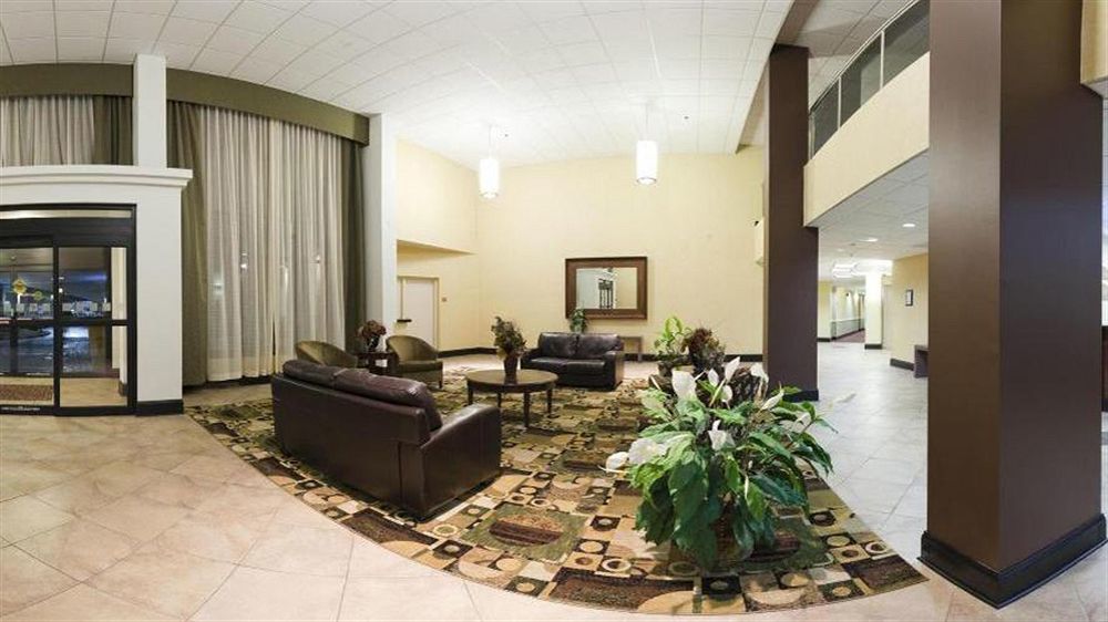 Holiday Inn Rockford By Ihg Ngoại thất bức ảnh
